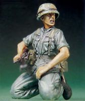 US SOLDIER AT VIETNAM WAR-SHOUTING